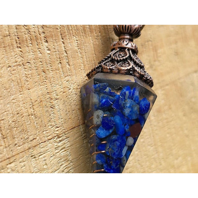 Pendule type "Orgonite" en Lapis-lazuli