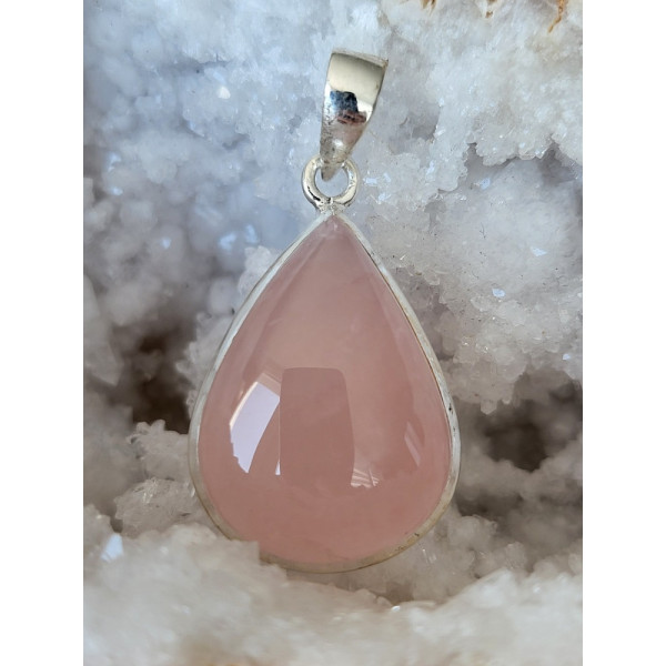 Pendentif Quartz Rose serti sur argent 0.925