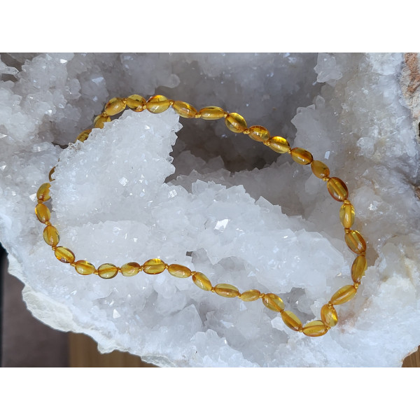 Collier d'ambre bébé couleur miel
