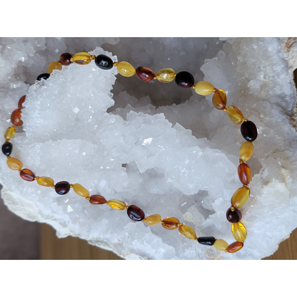 Collier d'ambre bébé baroque