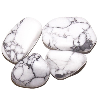 Pierre roulée Howlite