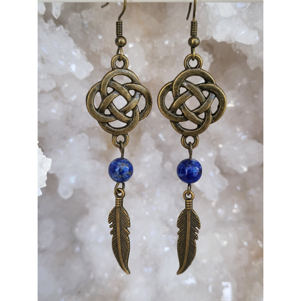 Boucles d'oreilles en métal bronze antique Noeuds Celtique avec  Lapis lazuli