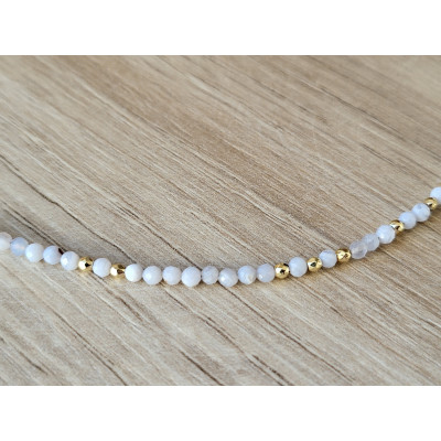 Colliers en perles facettées Calcédoine