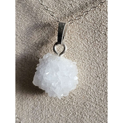 Pendentif "Boule de Quartz"