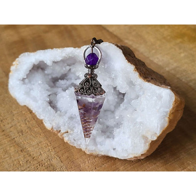 Pendule type "Orgonite" en Améthyste