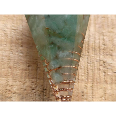 Pendule type "Orgonite" en Aventurine